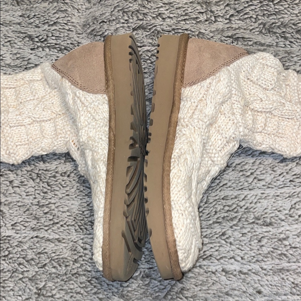 UGG Women's Cream and Tan Winter Boots - Picture 10 of 10